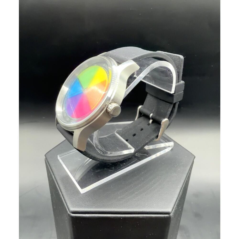 Colorevolution WinterTime Color Changing Face Watch - Picture 3 of 8